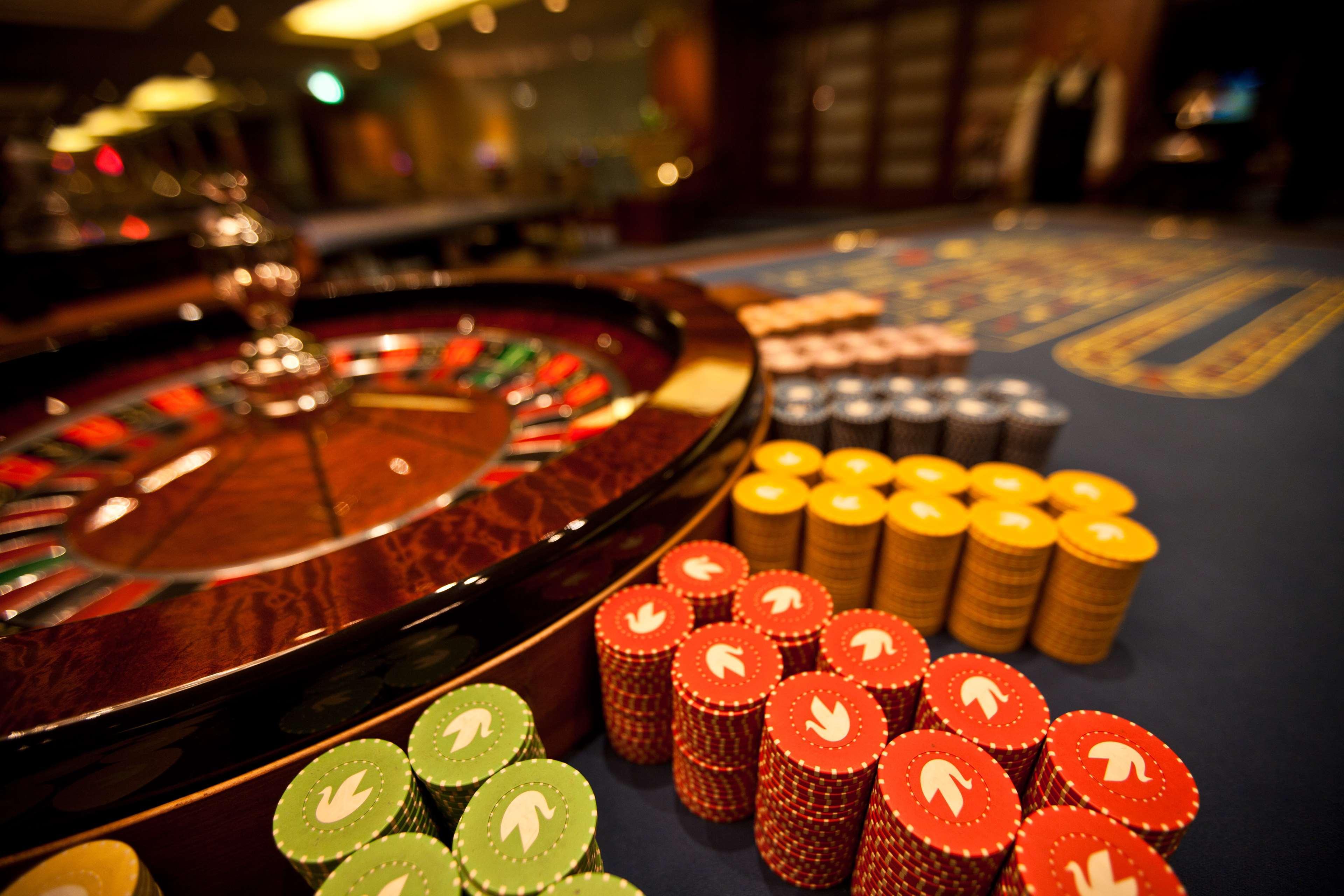 콘라드 카이로 호텔&카지노 외부 사진 Casino chips